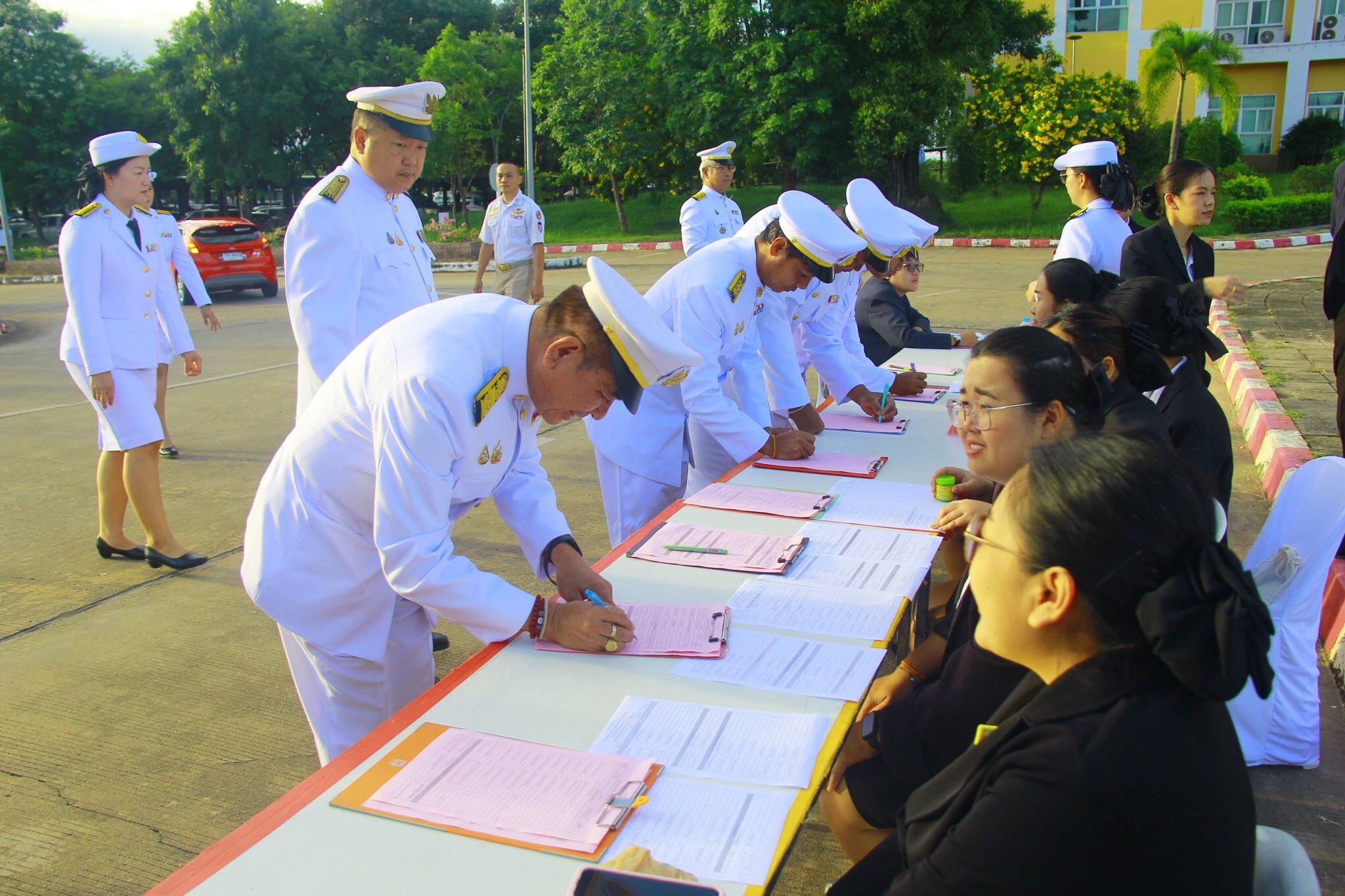 พิธีวางพวงมาลาและถวายราชสดุดี เนื่องในวันปิยะมหาราช ประจำปี 2568 ณ บริเวณลานพระบรมราชานุสาวรีย์ พระบาทสมเด็จพระจุลจอมเกล้าเจ
